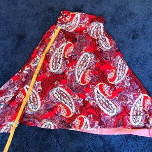 Asymmetrical paisley red skirl Sz M